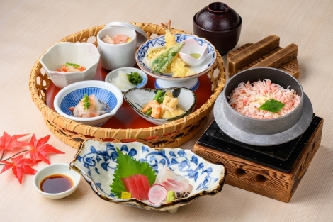 季節の花かご御膳-12月のお品書き-