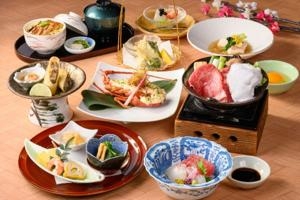 ご予約限定　季節の会席 絢～あや～
