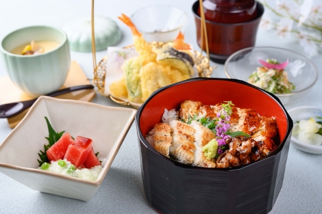 【7月8月限定】　鰻三種の贅沢御膳